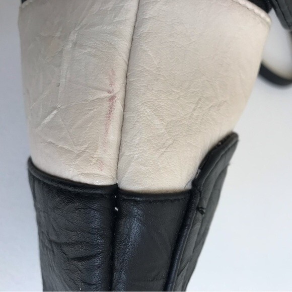 Stone Mountain Leather Black Off White Crossbody Handbag Purse Made in USA - Picture 11 of 12